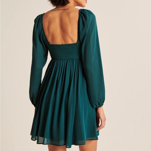 *SOLD* NWT Abercrombie & Fitch Long Sleeve Babydoll Mini Dress - Picture 2 of 3